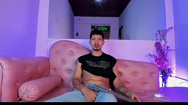 AxelAndJeremy online show from November 27, 2025, 2:56 am