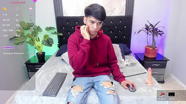 Snapshot of OnlyJos chatting on October 25, 2025, 7:58 pm OnlyJos online show from October 25, 2025, 7:58 pm