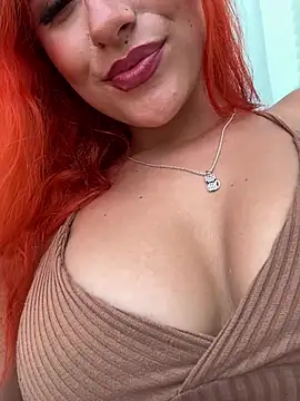 Snapshot of saray_marquez chatting on February 11, 2026, 4:29 pm saray marquez online show from February 11, 2026, 4:29 pm