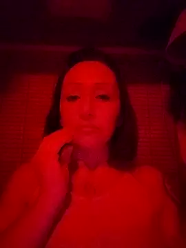 Dirtywhitebitch5150 online show from September 20, 2025, 3:22 am