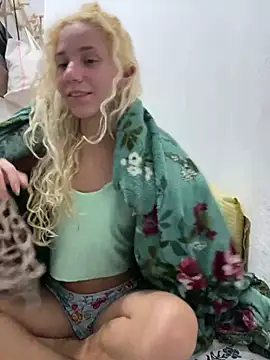 Snapshot of Bruna551 chatting on March 12, 2026, 2:50 am Bruna551 online show from March 12, 2026, 2:50 am