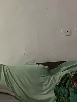 Snapshot of Bruna551 chatting on March 18, 2026, 1:20 am Bruna551 online show from March 18, 2026, 1:20 am