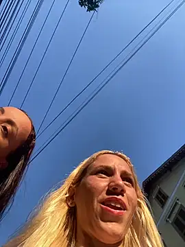 Snapshot of Bruna551 chatting on November 30, 2025, 8:42 pm Bruna551 online show from November 30, 2025, 8:42 pm