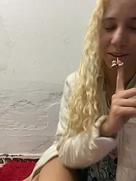 Snapshot of Bruna551 chatting on March 11, 2026, 1:32 am Bruna551 online show from March 11, 2026, 1:32 am