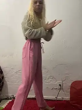 Snapshot of Bruna551 chatting on April 10, 2026, 9:33 pm Bruna551 online show from April 10, 2026, 9:33 pm