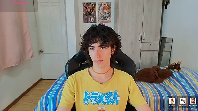 Snapshot of Nude_Boy18 chatting on January 16, 2026, 2:48 am Nude Boy18 online show from January 16, 2026, 2:48 am