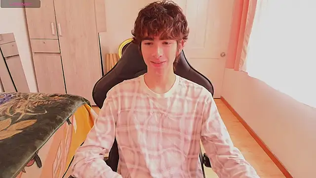 Snapshot of Nude_Boy18 chatting on September 11, 2025, 3:23 pm Nude Boy18 online show from September 11, 2025, 3:23 pm