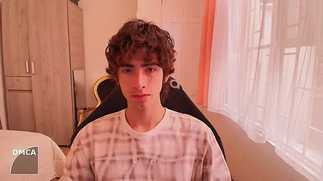 Snapshot of Nude_Boy18 chatting on September 28, 2025, 9:33 pm Nude Boy18 online show from September 28, 2025, 9:33 pm