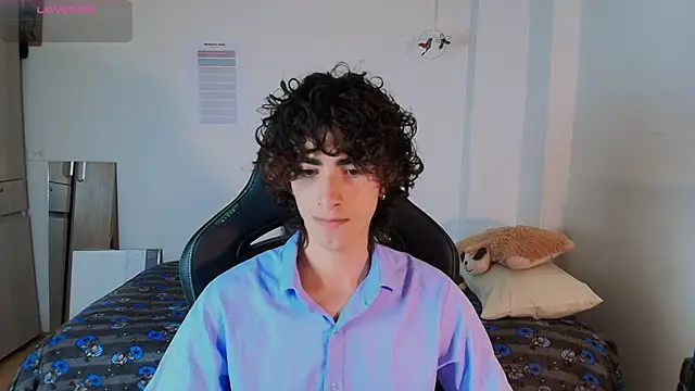 Snapshot of Nude_Boy18 chatting on February 12, 2026, 5:07 am Nude Boy18 online show from February 12, 2026, 5:07 am