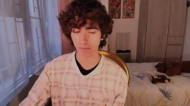 Nude Boy18 online show from November 7, 2025, 10:13 pm