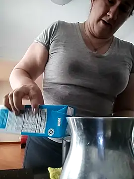 Aisha manzur online show from February 6, 2026, 10:06 pm