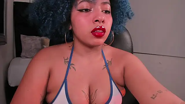 momo ayasse online show from May 14, 2026, 4:09 am