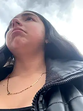 Dulce 1408 online show from October 8, 2025, 6:52 pm