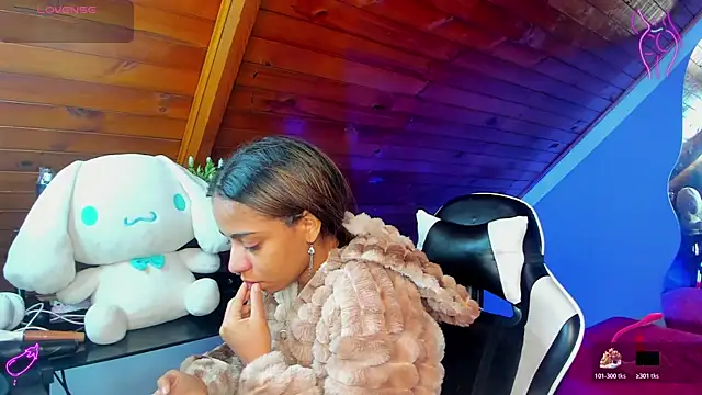 Snapshot of yumi_hanna chatting on January 7, 2026, 12:04 am yumi hanna online show from January 7, 2026, 12:04 am