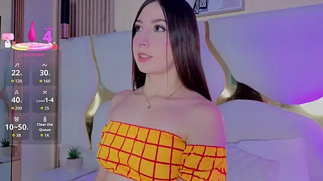 SofiJones  online show from May 25, 2026, 10:19 pm