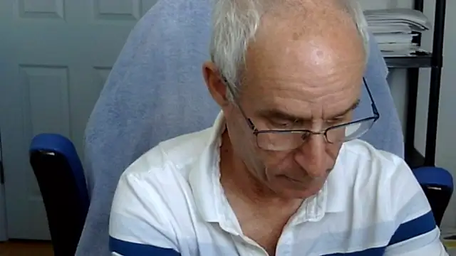 funone1999 online show from October 16, 2025, 7:55 pm