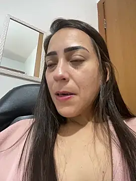 Snapshot of lucioliveira chatting on February 2, 2026, 2:16 pm lucioliveira online show from February 2, 2026, 2:16 pm