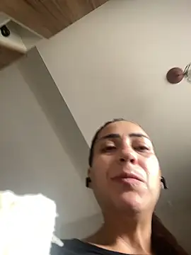 Snapshot of lucioliveira chatting on February 21, 2026, 1:24 pm lucioliveira online show from February 21, 2026, 1:24 pm