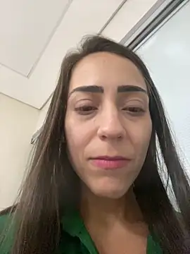 lucioliveira online show from October 8, 2025, 2:46 am