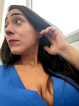 lucioliveira online show from October 21, 2025, 2:27 pm