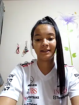 Natural Asian Girl online show from September 27, 2025, 2:12 pm