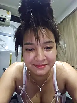 Natural Asian Girl online show from February 6, 2026, 5:09 pm