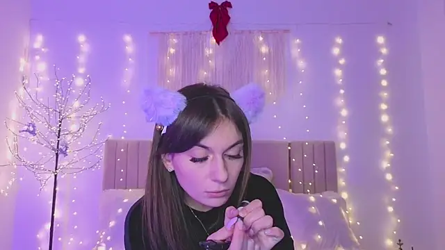 Little mia   online show from December 19, 2025, 10:34 pm