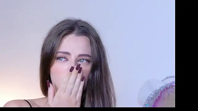 Sienna Voss online show from November 1, 2025, 8:14 pm