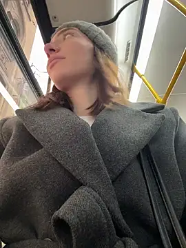 BallerinaCappuccino  online show from October 22, 2025, 6:57 am