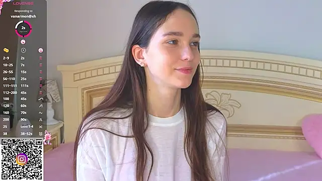 SoftieDream online show from October 28, 2025, 6:12 am