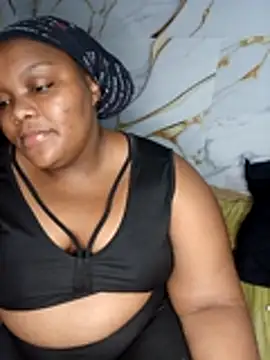 Snapshot of chubbybbw18 chatting on May 3, 2026, 6:00 pm chubbybbw18 online show from May 3, 2026, 6:00 pm
