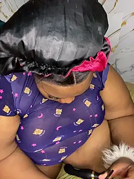 chubbybbw18 online show from April 16, 2026, 6:47 am