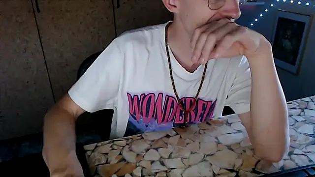 Snapshot of sakiramissy chatting on September 19, 2025, 11:58 am sakiramissy online show from September 19, 2025, 11:58 am