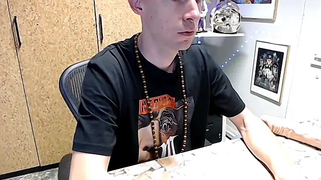 Snapshot of sakiramissy chatting on October 8, 2025, 5:42 am sakiramissy online show from October 8, 2025, 5:42 am