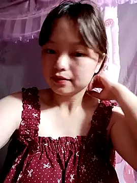 XoiXoi232 online show from September 29, 2025, 7:41 pm