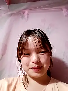 XoiXoi232 online show from September 26, 2025, 2:13 pm