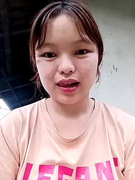 XoiXoi232 online show from September 9, 2025, 11:08 am