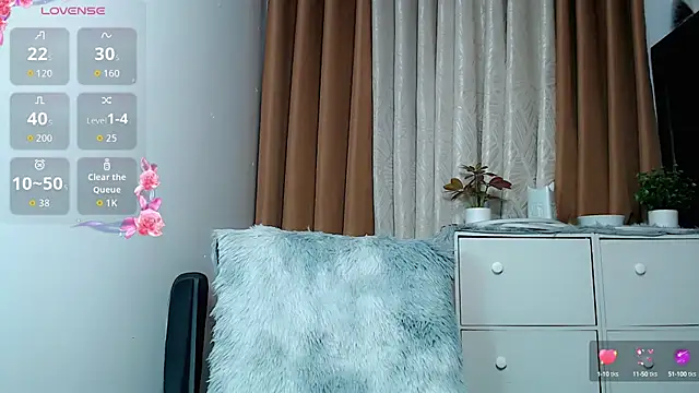 Snapshot of _Jenniyah_ chatting on October 4, 2025, 1:51 am Jenniyah online show from October 4, 2025, 1:51 am