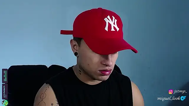 Snapshot of boylatin_7 chatting on October 11, 2025, 7:15 pm boylatin 7 online show from October 11, 2025, 7:15 pm