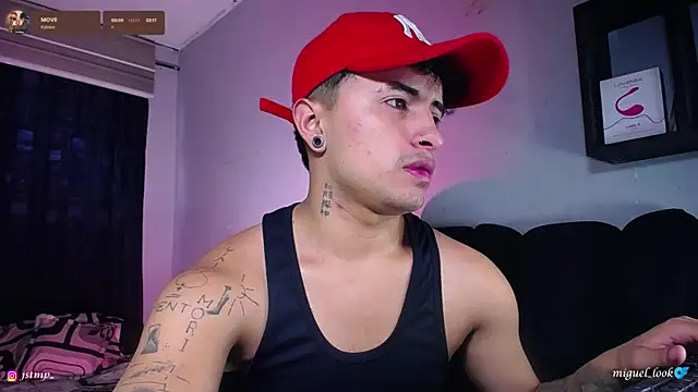 Snapshot of boylatin_7 chatting on October 9, 2025, 2:06 pm boylatin 7 online show from October 9, 2025, 2:06 pm