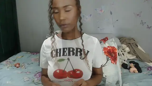 blueyXxX online show from September 13, 2025, 6:41 pm