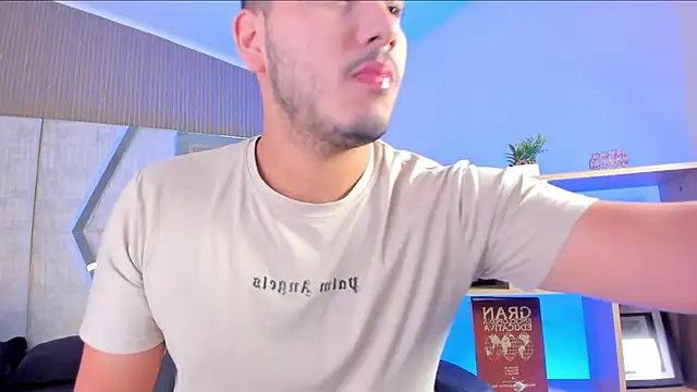 Snapshot of Axel_grey_ chatting on March 26, 2026, 12:25 pm Axel grey online show from March 26, 2026, 12:25 pm