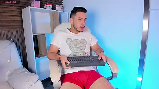 Axel grey  online show from September 28, 2025, 12:56 pm