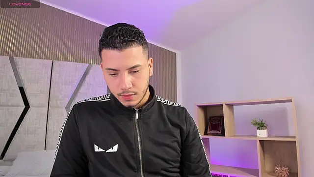 Snapshot of Axel_grey_ chatting on February 25, 2026, 12:27 pm Axel grey online show from February 25, 2026, 12:27 pm