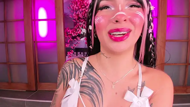 Snapshot of miss___abigail chatting on April 2, 2026, 2:19 am miss abigail online show from April 2, 2026, 2:19 am