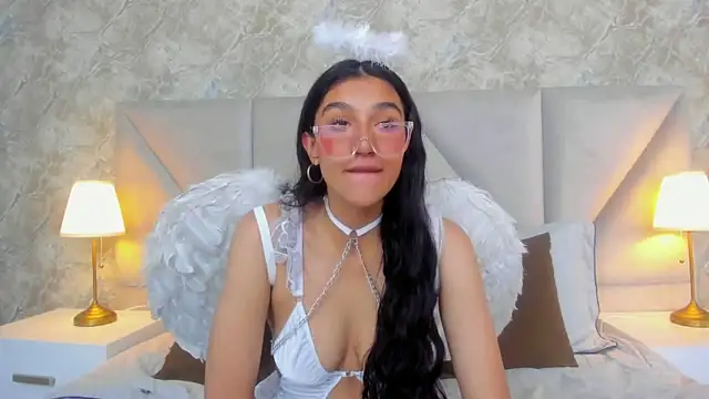 Snapshot of ValentiinaCruz chatting on October 30, 2025, 10:06 pm ValentiinaCruz online show from October 30, 2025, 10:06 pm