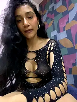 Snapshot of ValentiinaCruz chatting on November 10, 2025, 10:37 pm ValentiinaCruz online show from November 10, 2025, 10:37 pm