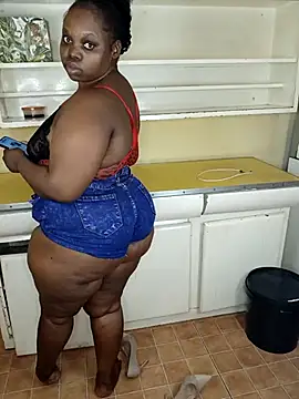 Snapshot of BootyGoddess23 chatting on September 24, 2025, 8:04 pm BootyGoddess23 online show from September 24, 2025, 8:04 pm