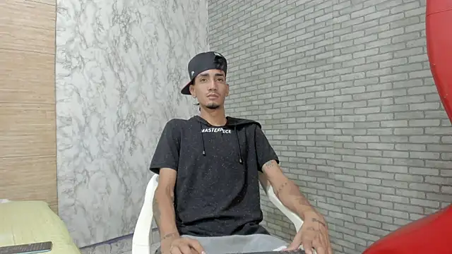 Snapshot of Sexvergon_26 chatting on November 17, 2025, 7:51 pm Sexvergon 26 online show from November 17, 2025, 7:51 pm