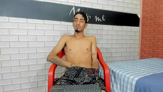 Snapshot of Sexvergon_26 chatting on October 11, 2025, 7:48 pm Sexvergon 26 online show from October 11, 2025, 7:48 pm